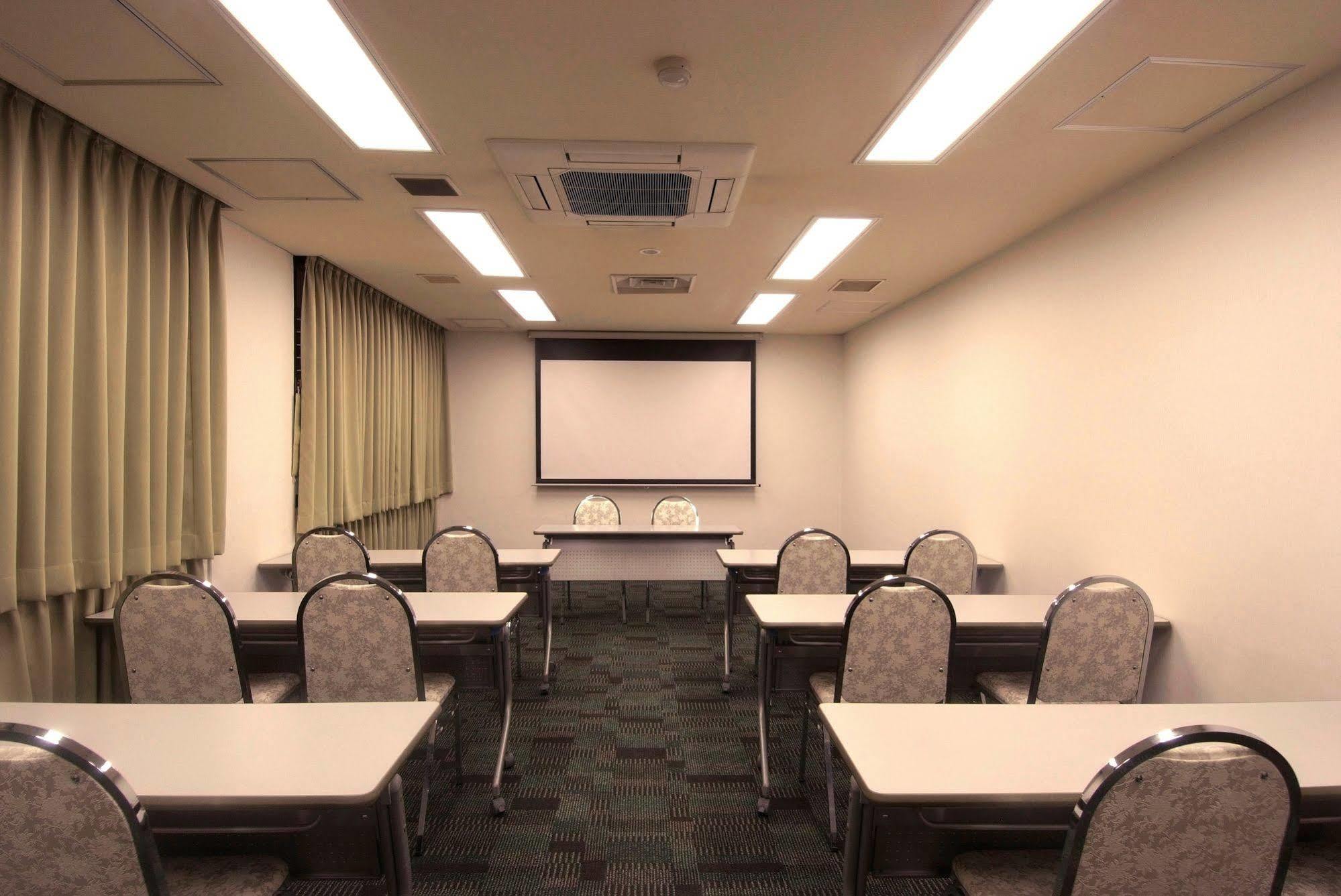Sendai Business Hotel Ekimae Екстер'єр фото